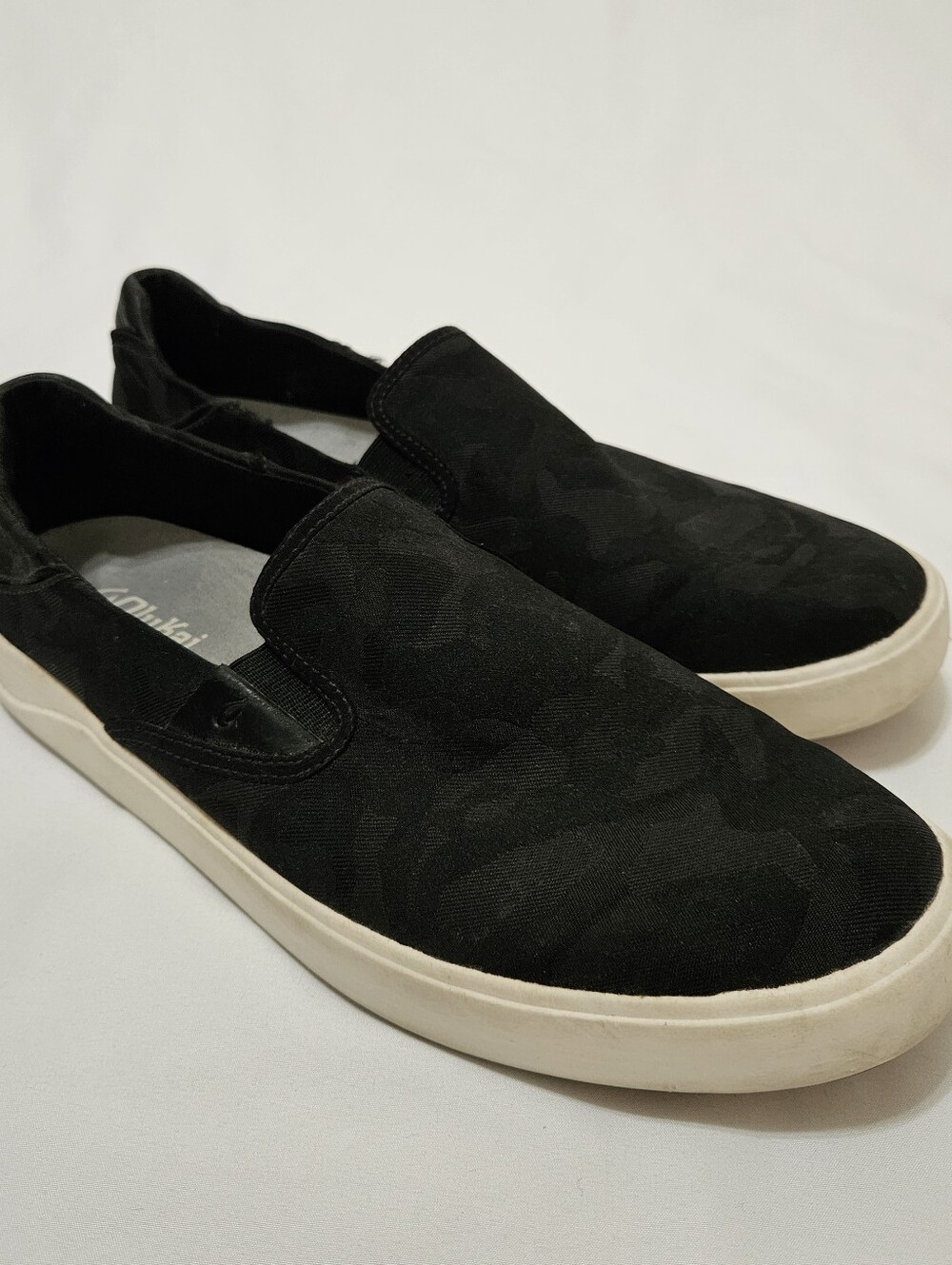 Olukai Lae’ahi Pa’i Men’s Camo Black Canvas Slip On Sneaker Shoes Size 10.5 US